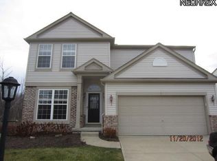 1089 Molland Dr, Brunswick, OH 44212
