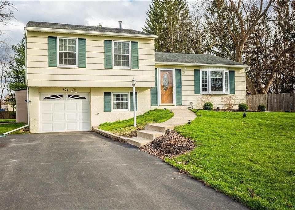 1st image of 107 Timwood Dr