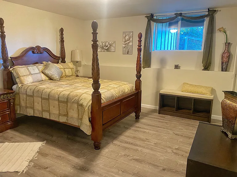 524 Serrano Dr — Photo 17