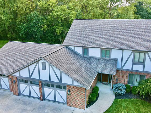 2nd image of 181 Lansbury Ct