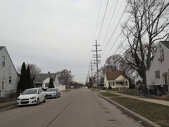 5th image of 23170 Normandy Ave