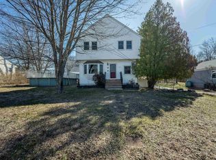 17 Sand Hill Rd, Salem, NH 03079