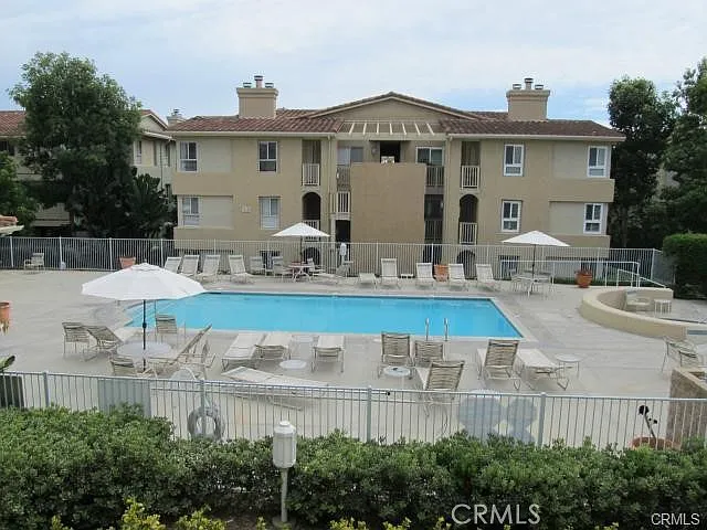 60 Corniche Dr #F — Photo 13