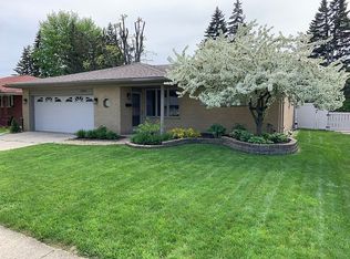 14959 Knolson St, Livonia, MI