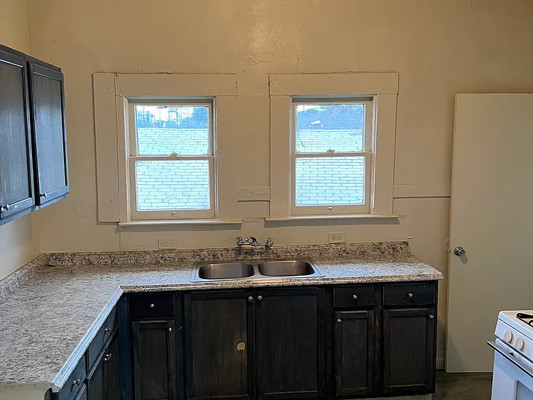 246 N Effie St #248 — Photo 1