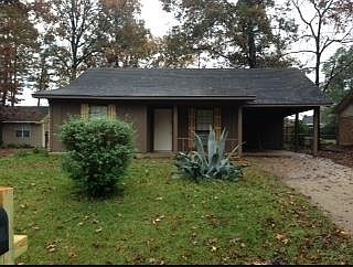 2nd image of 123 Lakewood Dr