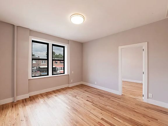 3rd image of 4119 Barnes Ave #3