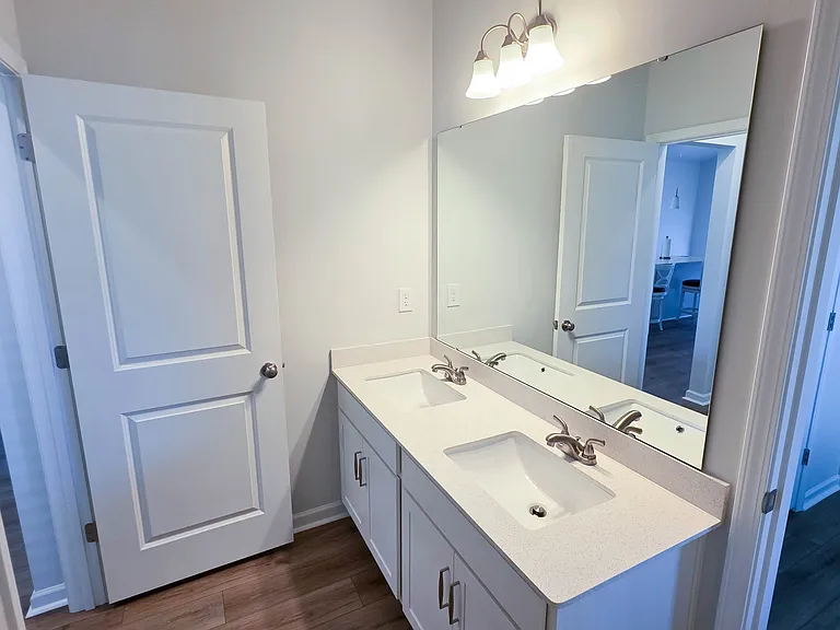 427 McGarry Dr — Photo 12