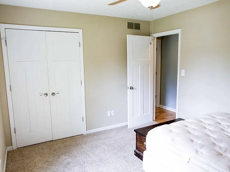 580 Castle Dr — Photo 14