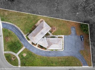 1011 Northgate Ave, Waynesboro, VA 22980