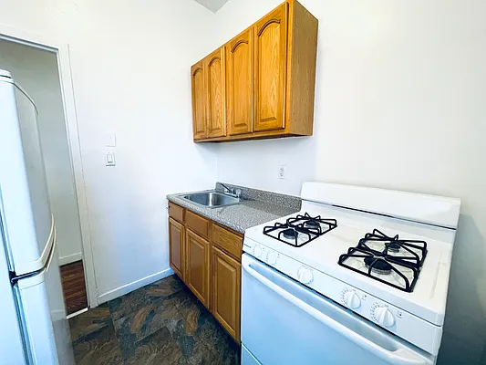 Rented by Ovation Properties, LLC | media 24