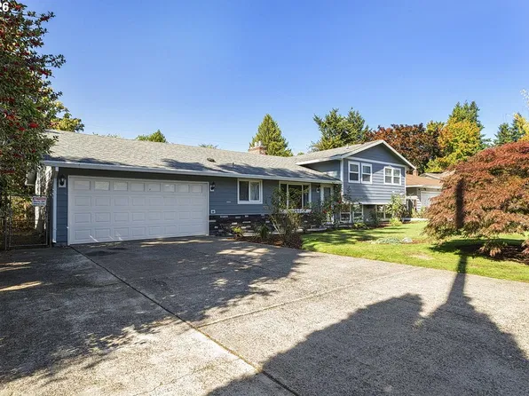 311 SE 155th Pl, Portland, OR 97233