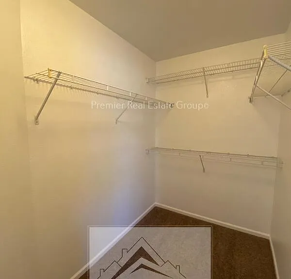 2790 Tumblewood Grv — Photo 12