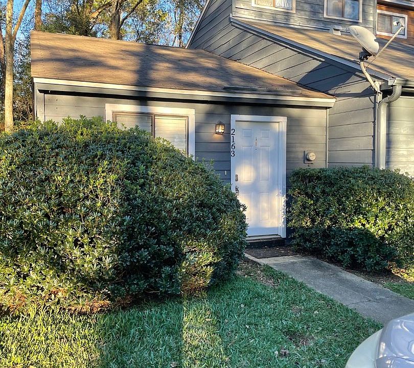1st image of 2163 Sandpiper St