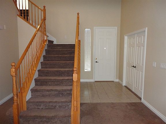 2nd image of 6113 Stibor St