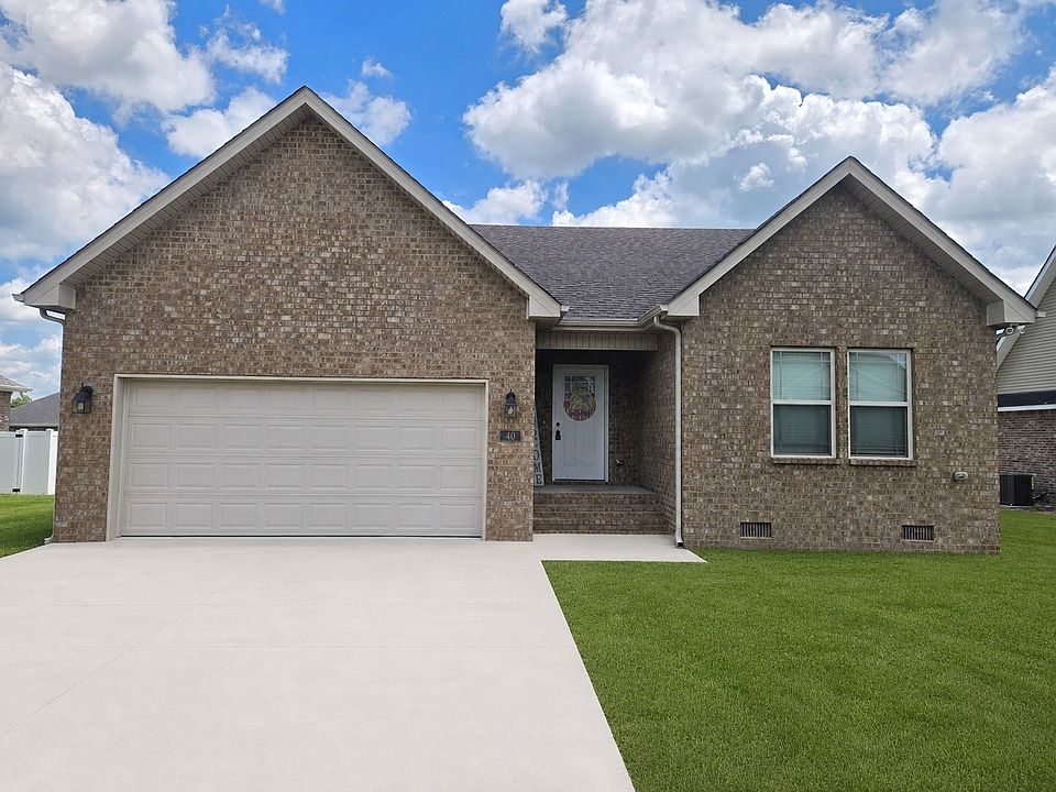 1st image of 40 Daffodil Dr