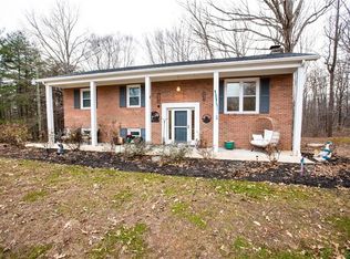 167 Mahan Rd, Farmville, VA 23901