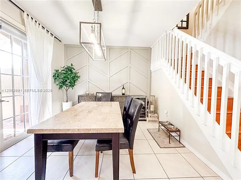 130 Riverwalk Cir #Townhouse 130 — Photo 5