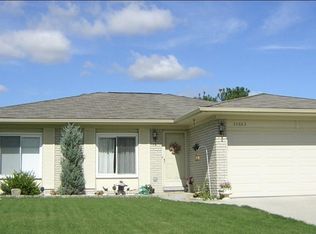 39663 Dorian Dr, Sterling Heights, MI 48310