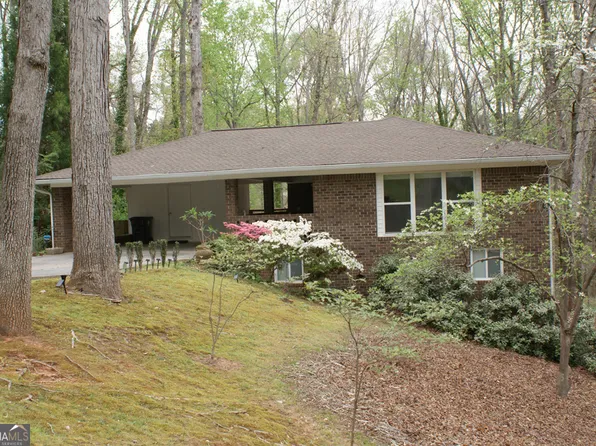 1146 Lakeshore Dr, Gainesville, GA 30501