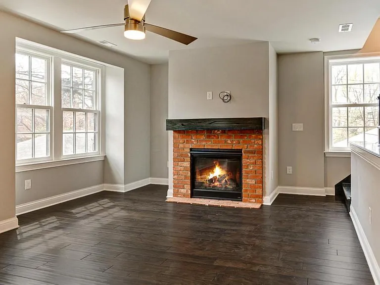 48 Aston Row Ln #B — Photo 4