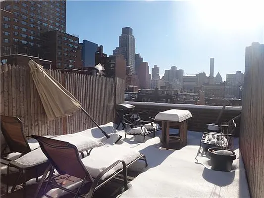 Rented by City Connections Realty | media 12