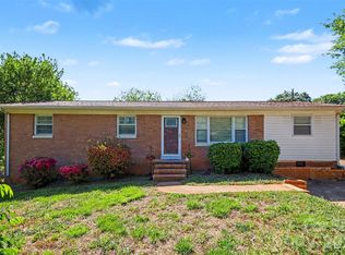 1907 Alpine Ln, Gastonia, NC 28054