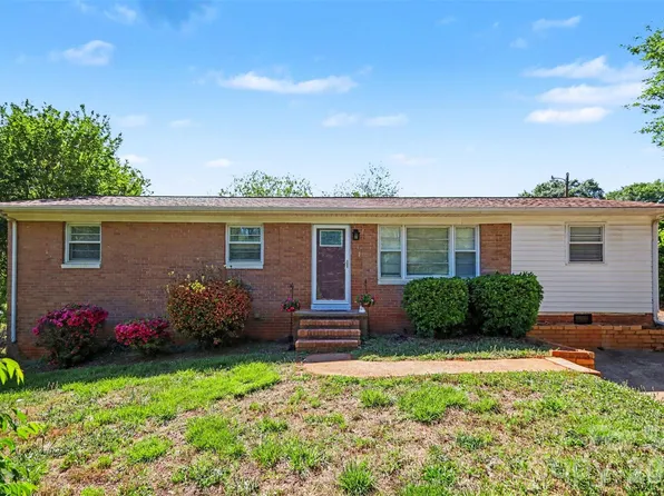1907 Alpine Ln, Gastonia, NC 28054