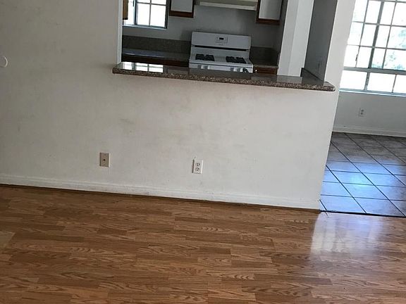 2nd image of 4653 Coldwater Canyon Ave APT 1