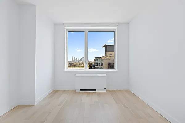 Rented by Compass | media 22