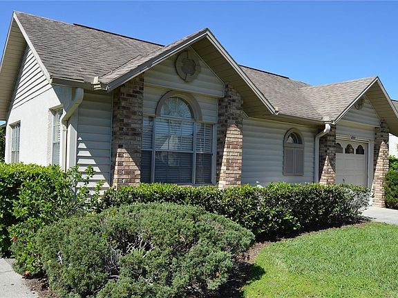 3rd image of 4701 Wallingford Ct #4701