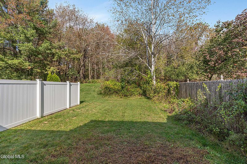 4th image of 1130 Spearhead Drive