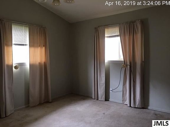 4th image of 163 Golfview Dr