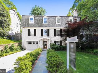 3908 Underwood St, Chevy Chase, MD 20815