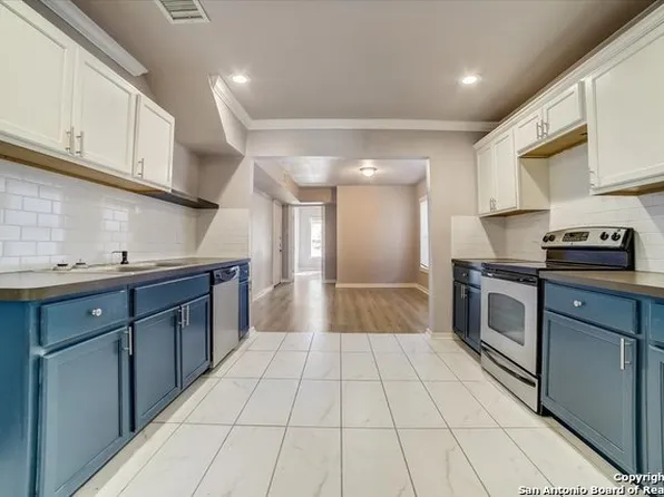 632 E DREXEL AVE, San Antonio, TX 78210