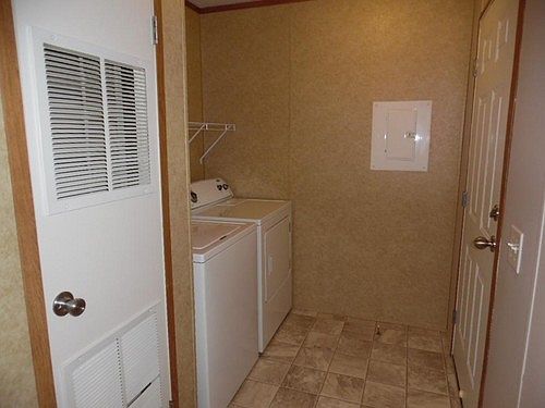 3rd image of 2937 Arbutus St