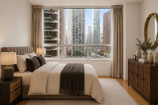 Bedroom, photo 1