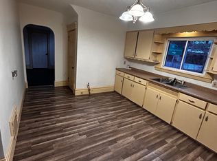 355 S Arlington St, Akron, OH 44306
