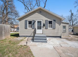 409 10th St, West Des Moines, IA 50265