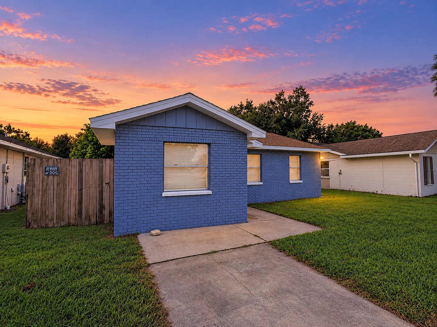 3-Bedroom Single Family Home with Private Fenced Yard — Photo 3