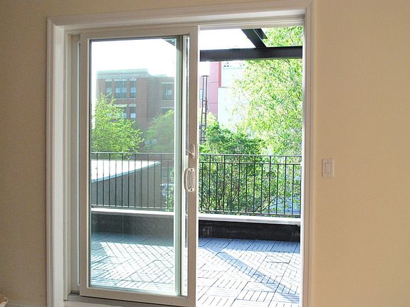 3rd image of 356 Van Brunt St #1