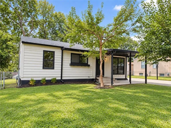 501 N Seminole Dr, Independence, MO 64056