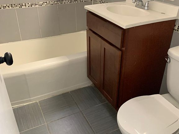 5th image of 54 S Munn Ave #3J