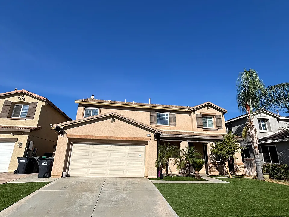 29595 Peacock Mountain Dr