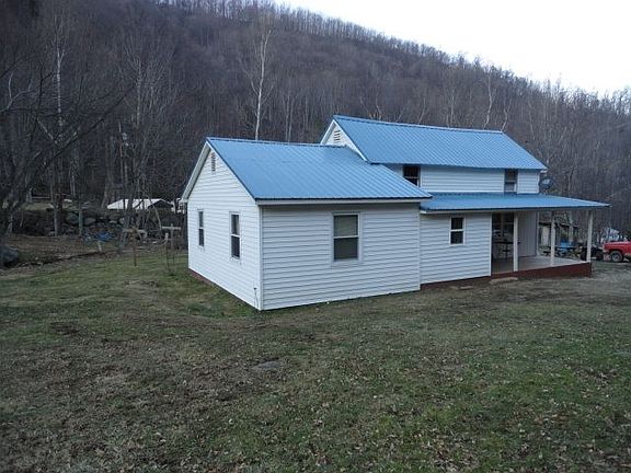 2nd image of 644 Coxs Creek Ln