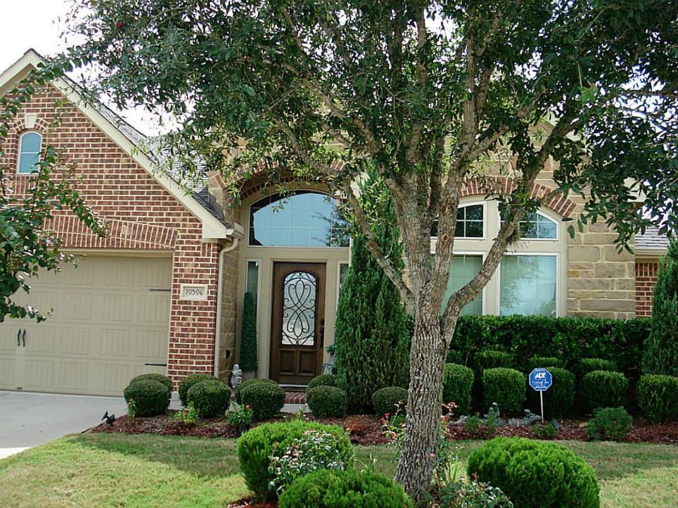 1st image of 10306 Carolyndale Dr
