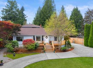 5321 S Island Dr E, Bonney Lake, WA 98391