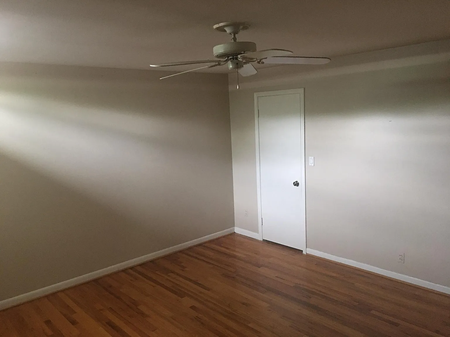 1 bed, 833 sqft, $1,700 — Photo 3