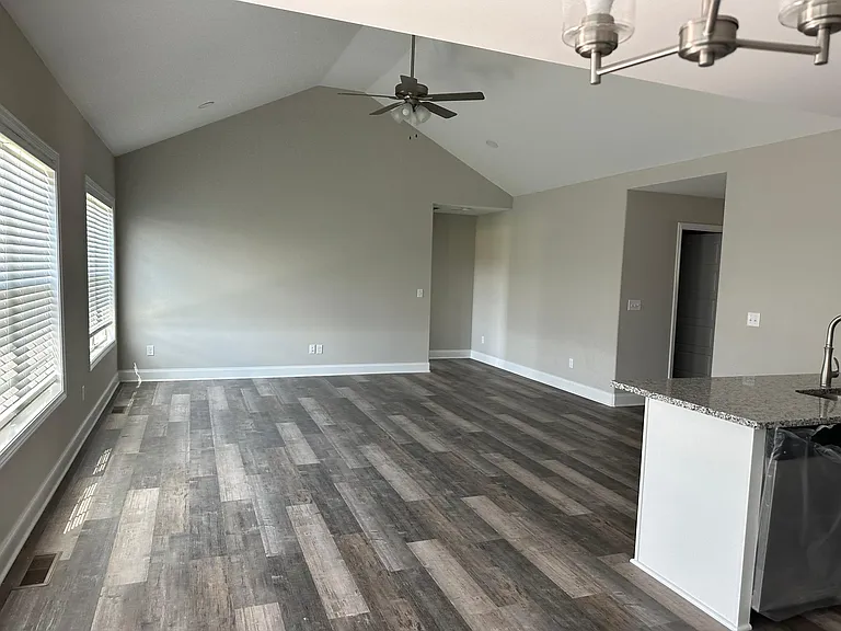 603 Saint George Way — Photo 6