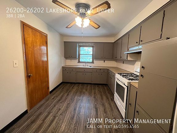5th image of 26200-26202 Lakeshore Blvd